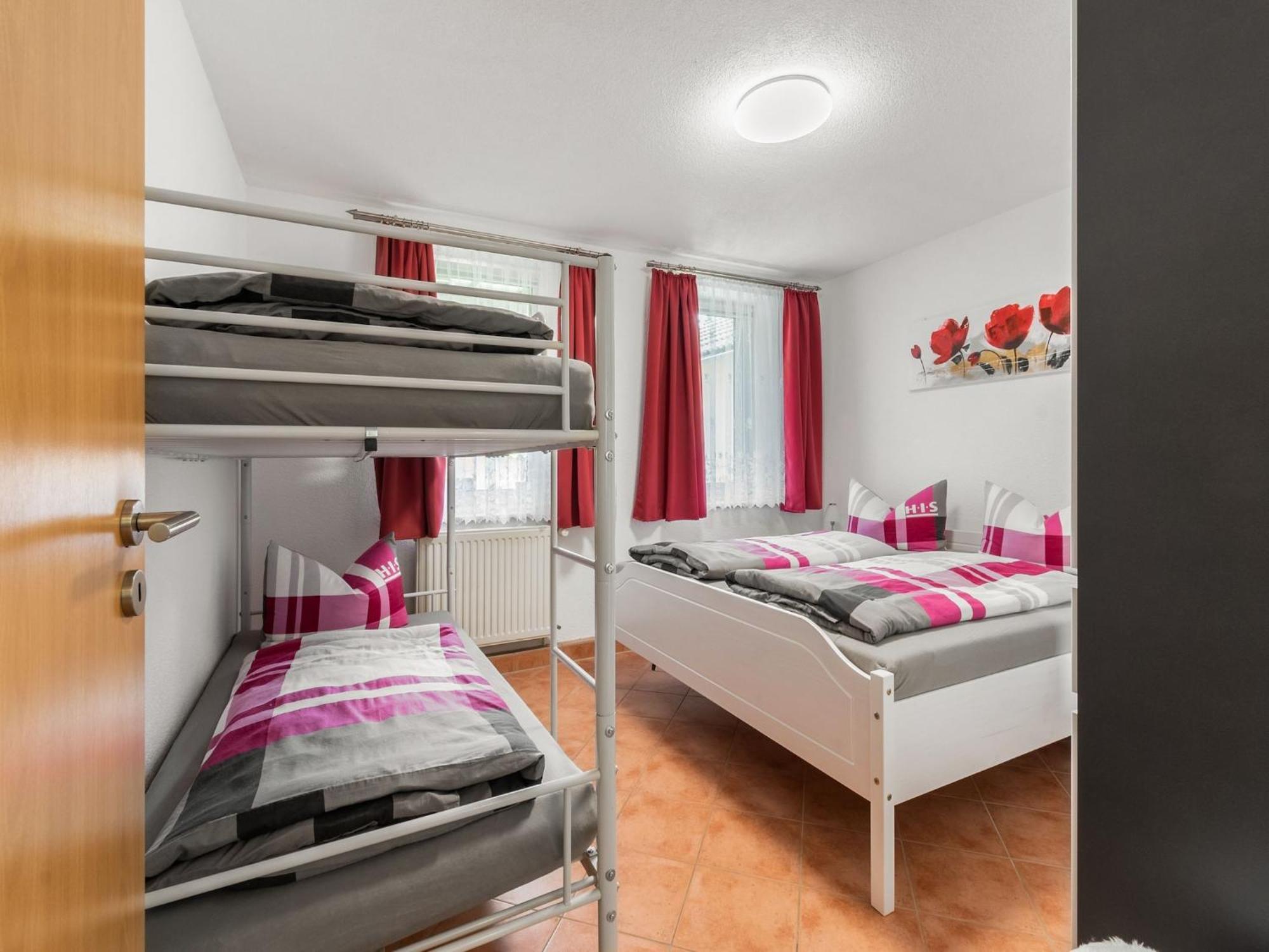Modern Apartment In Sebnitz With A Terrace In Зебниц Екстериор снимка